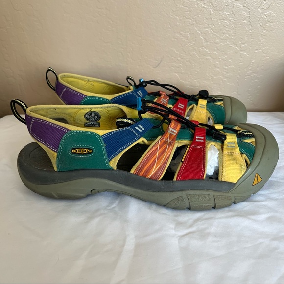 Mens Keen Rainbow Sandals - Size 16 - Picture 3 of 9
